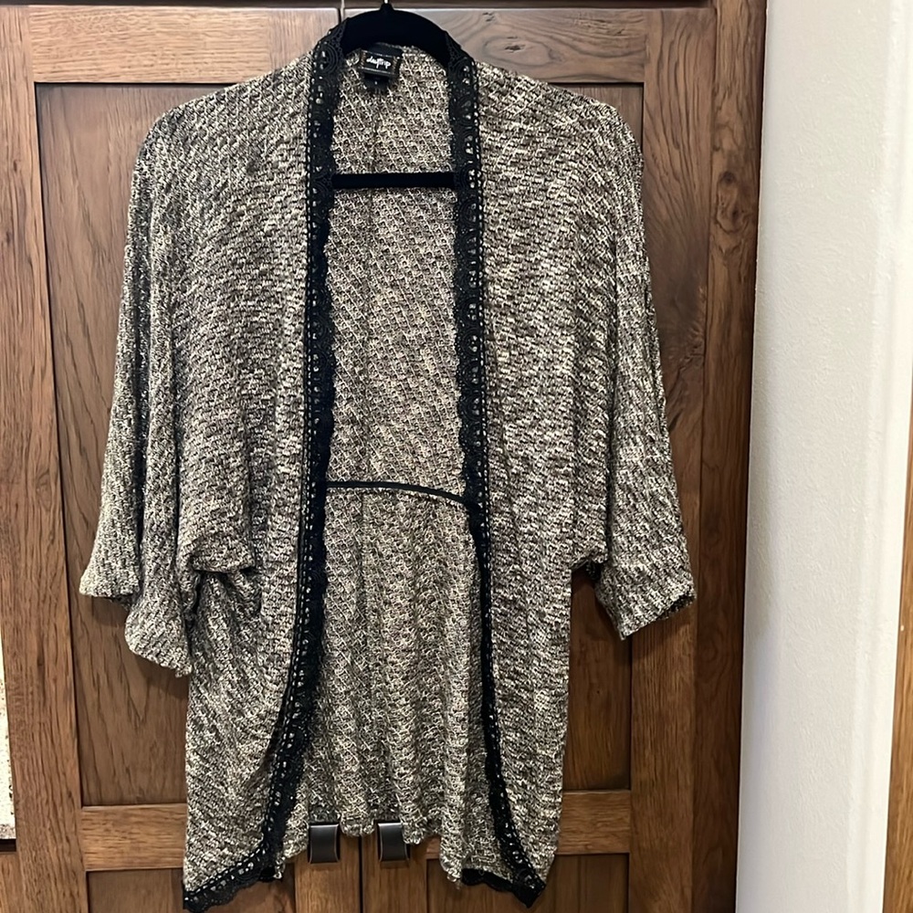 Buckle cardigan
